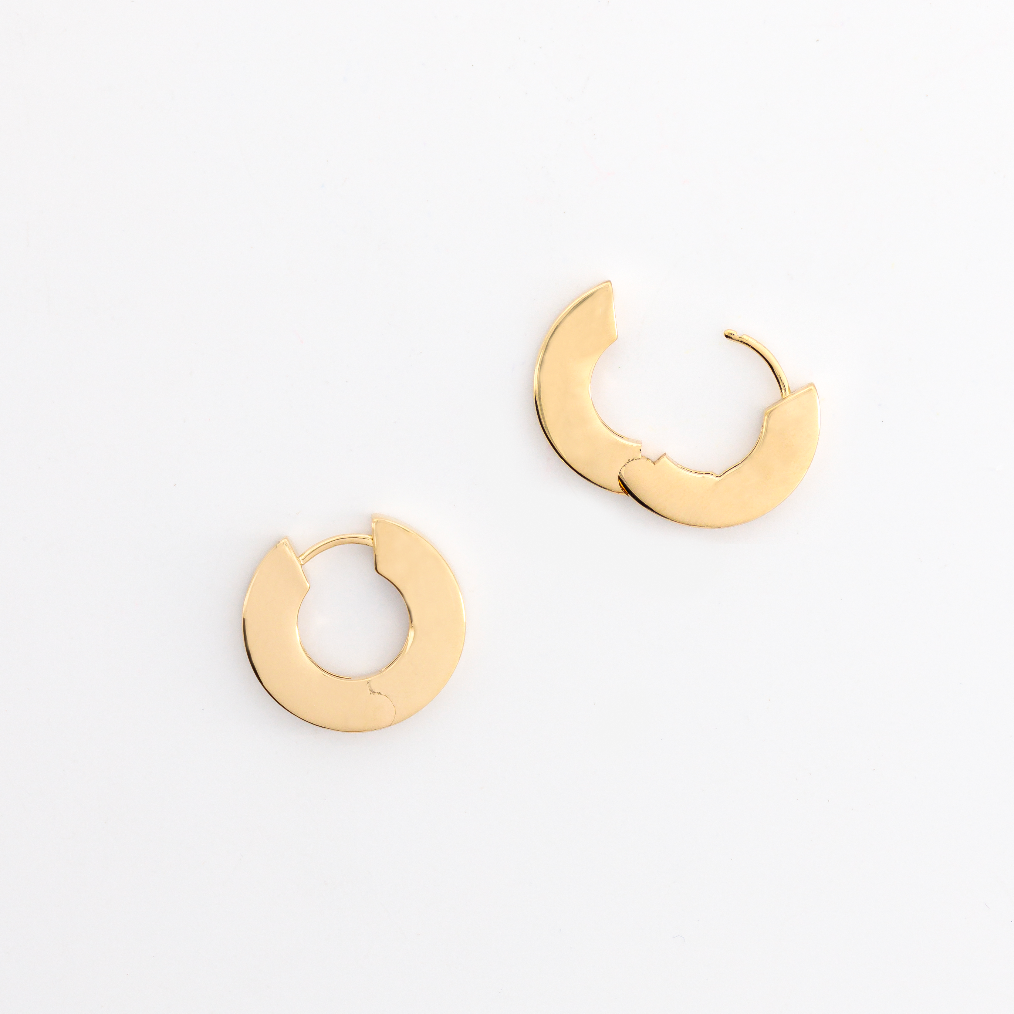 Boucles d'oreilles fantaisies plaqué or